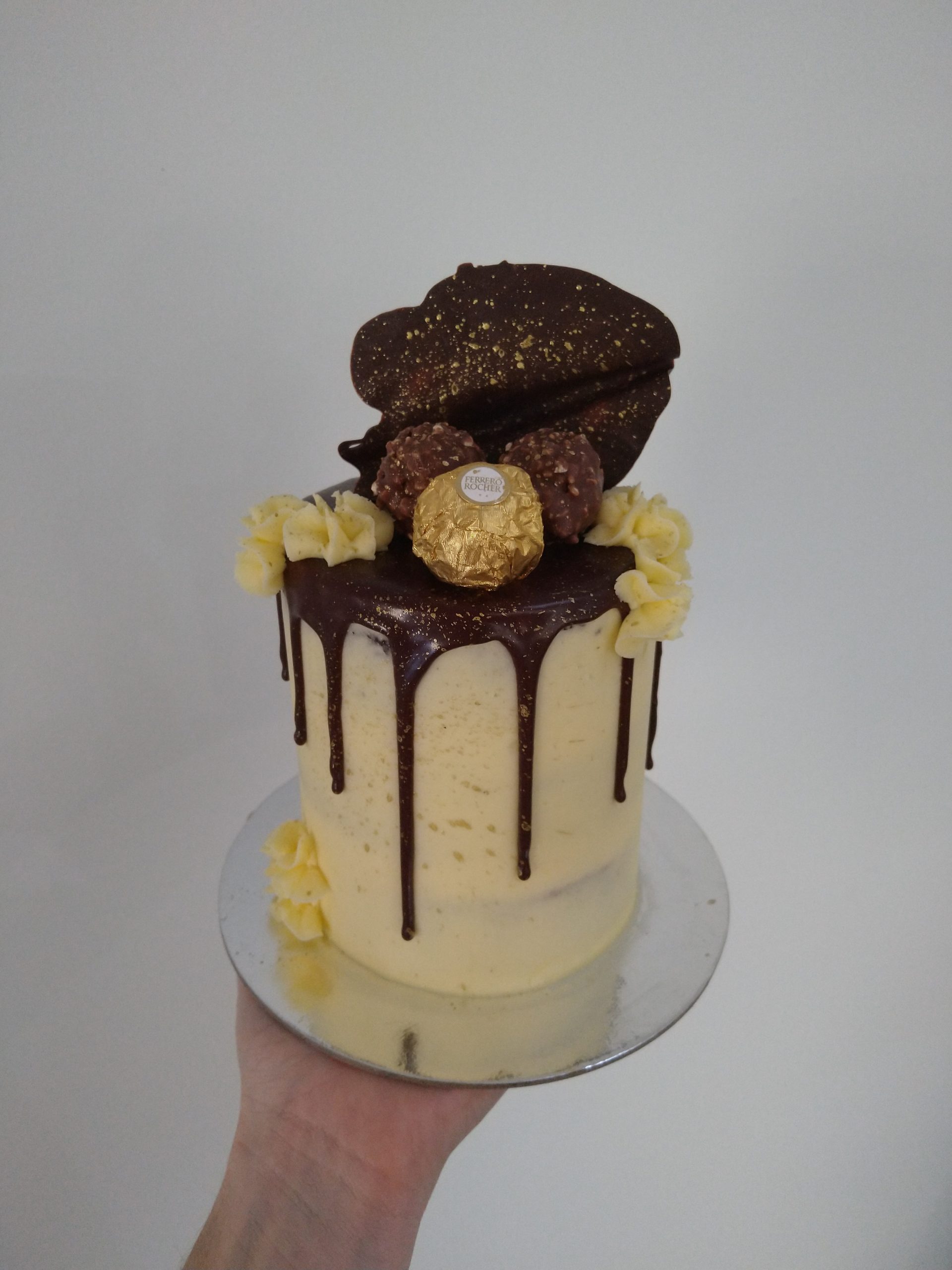 Ferrero Mini Cake Ferrero Mini Cake